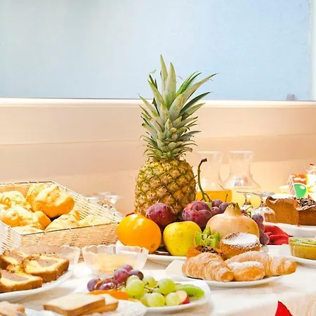 Hotel Atmosphere 4*