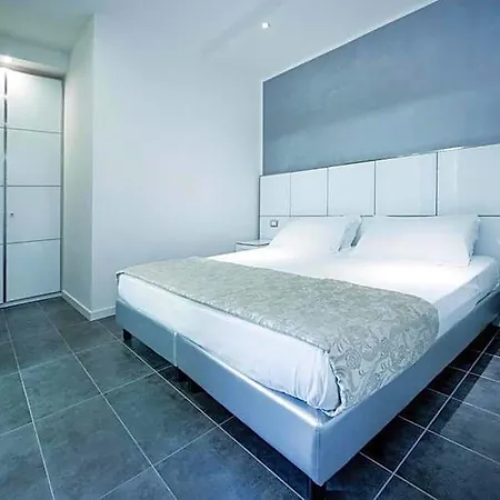 Hotel Atmosphere 4*