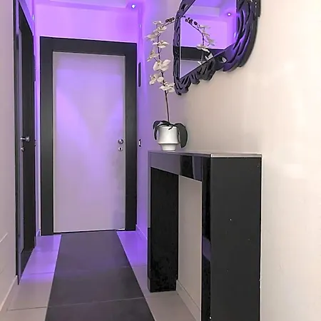 Atmosphere Hotel 4*