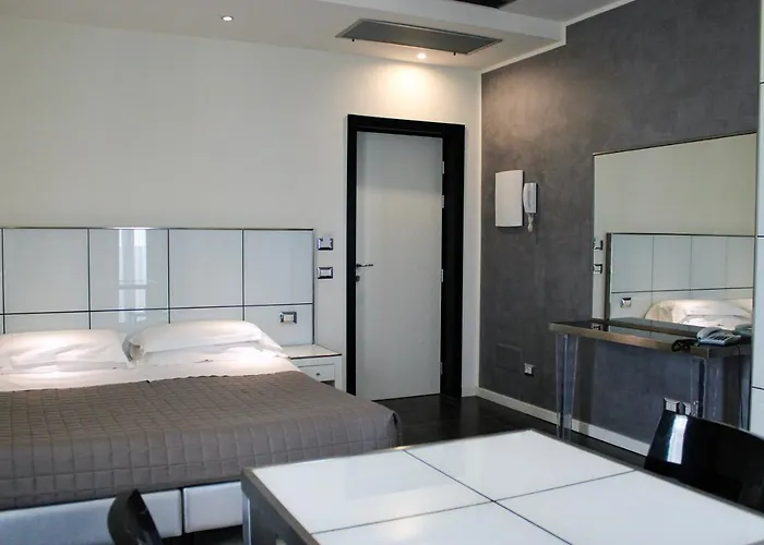 Atmosphere Hotel 4*