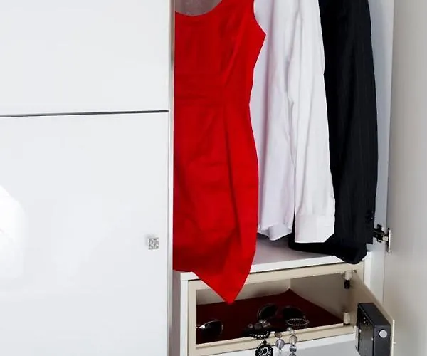 Atmosphere 4* ريميني